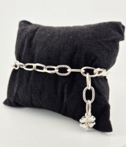 Silver chain bracelet with a 4 leaf clover charm